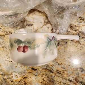 Pfaltzgraff Jamberry Soup/Dessert Bowls  Set of 4